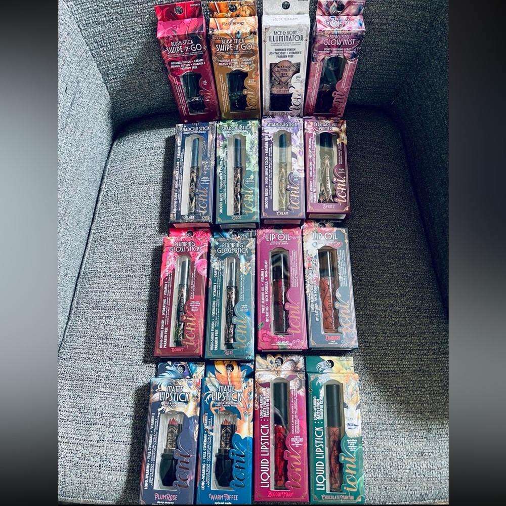 IONI COSMETICS - VEIL OF ALLURE LINE - 16 Pieces
